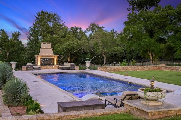 Exterior, Fireplace, Pool