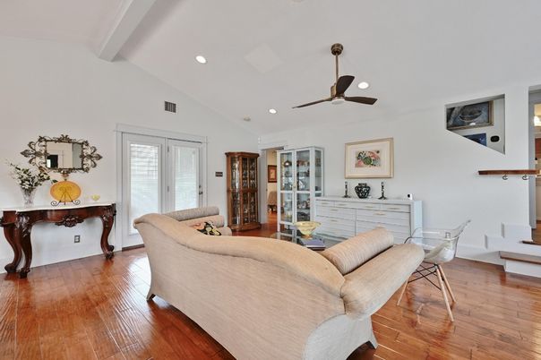 Chandelier, Dining room, Interior, Living room, Recessed Lighting, Wood Texture Flooring