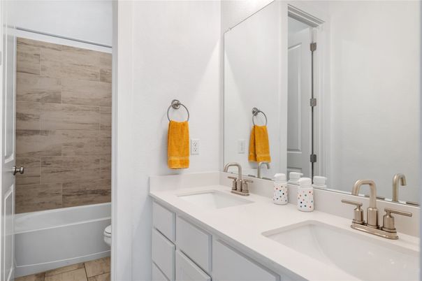Bathroom, Dual Sink Vanities, Interior