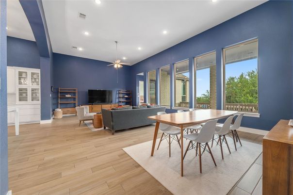 Dining room, Interior, Living room, Pendant Lights, Recessed Lighting, Wood Texture Flooring