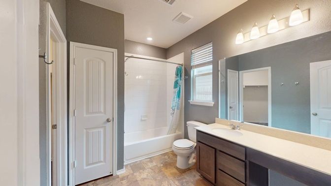 Bathroom, Interior, Recessed Lighting