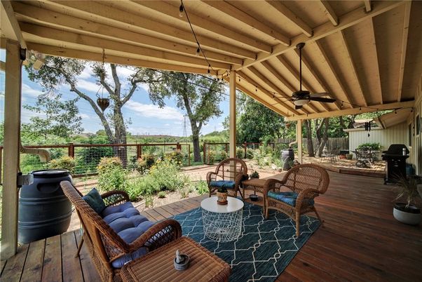 Exterior, Wood Texture Flooring
