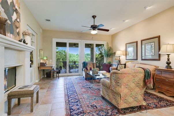 Fireplace, Interior, Living room, Recessed Lighting