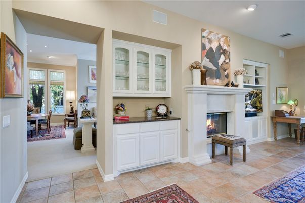 Fireplace, Interior, Recessed Lighting