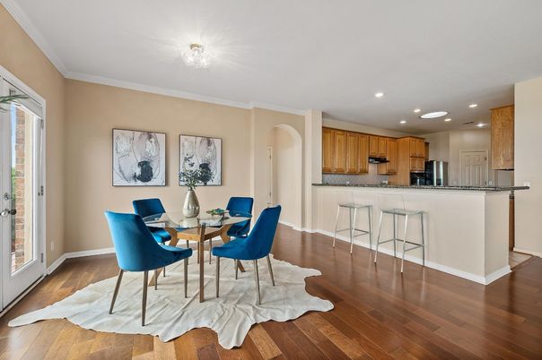 Dining room, Interior, Kitchen, Recessed Lighting, Wood Texture Flooring