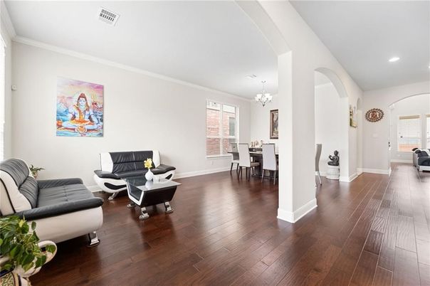 Chandelier, Dining room, Interior, Living room, Recessed Lighting, Wood Texture Flooring
