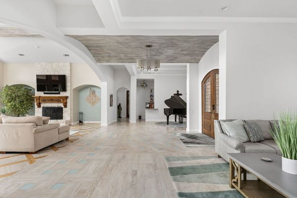 Fireplace, Interior, Living room, Pendant Lights, Piano, Recessed Lighting, Wood Texture Flooring