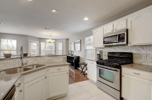 Chandelier, Interior, Kitchen, Recessed Lighting, Wood Texture Flooring