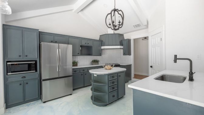 Interior, Kitchen, Pendant Lights, Stainless Steel Appliances