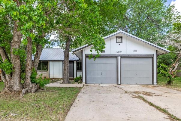 Detached Garage, Exterior