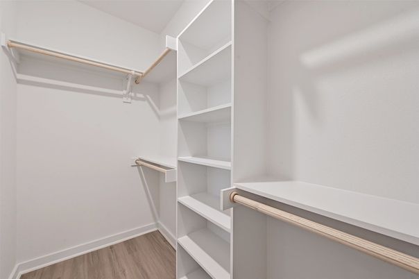 Interior, Walk-in Closets, Wood Texture Flooring