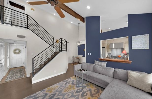 Interior, Living room, Pendant Lights, Recessed Lighting