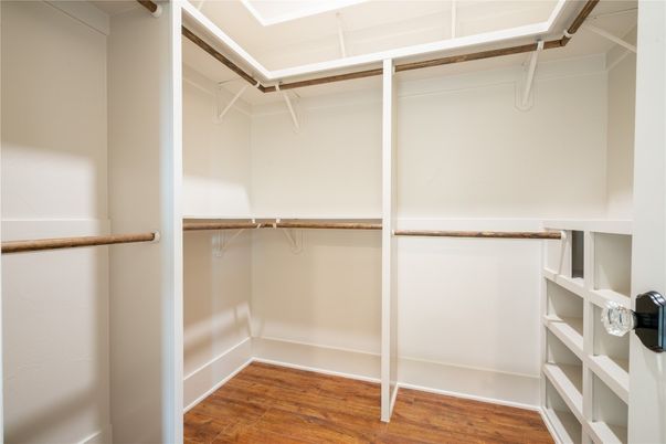Interior, Walk-in Closets, Wood Texture Flooring