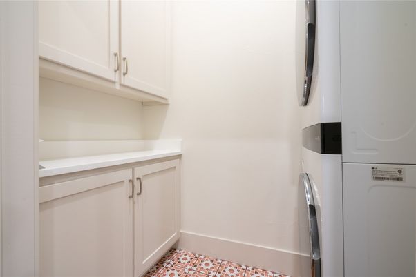 Interior, Washer