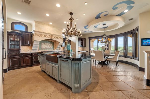 Chandelier, Dining room, Interior, Kitchen, Recessed Lighting, Stainless Steel Appliances