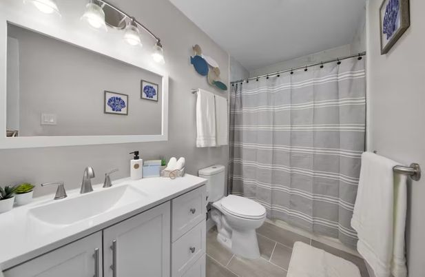 Bathroom, Interior