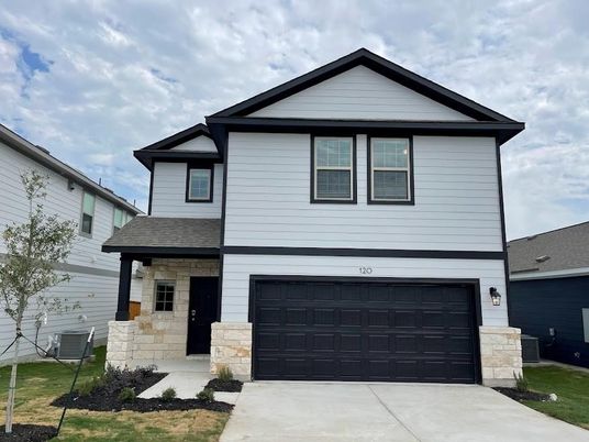 Attached, Exterior, Facade, Farmhouse