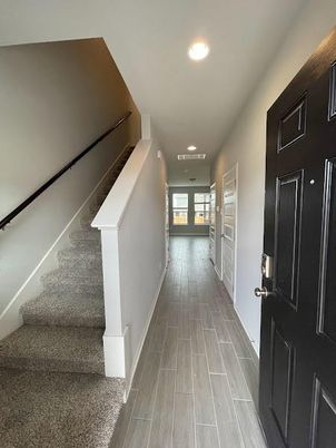 Interior, Recessed Lighting, Wood Texture Flooring