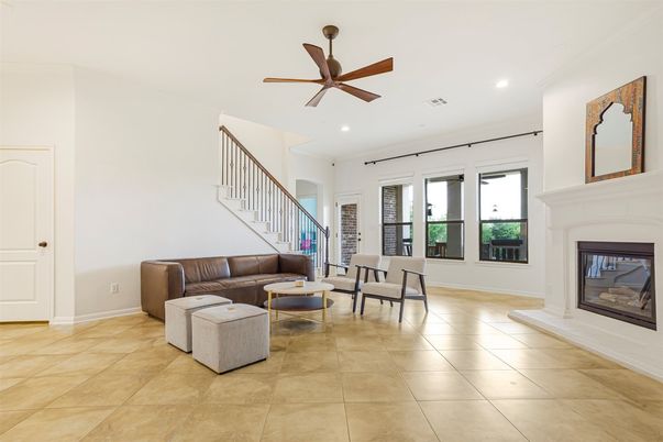 Fireplace, Interior, Living room, Recessed Lighting