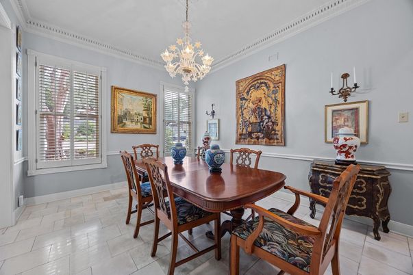 Chandelier, Dining room, Interior