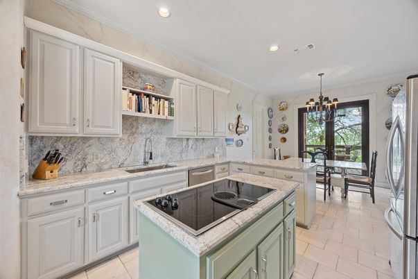 Chandelier, Dining room, Interior, Kitchen, Pendant Lights, Recessed Lighting