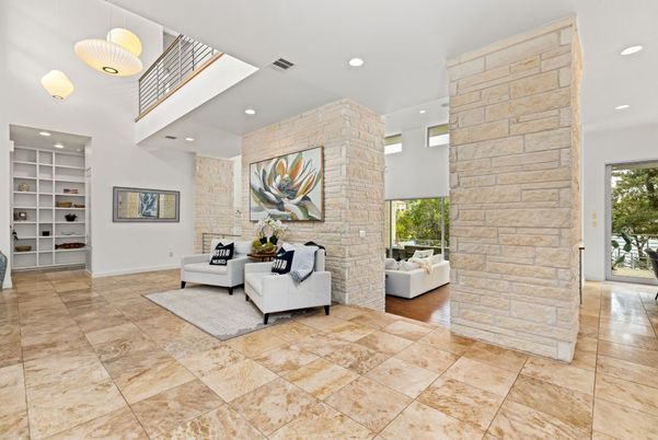 Interior, Living room, Pendant Lights, Recessed Lighting, Stone Walls