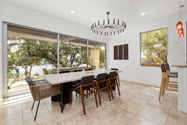 Dining room, Interior, Pendant Lights, Recessed Lighting