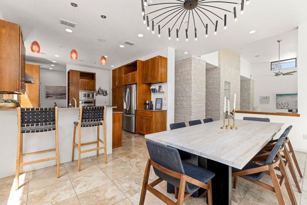 Dining room, Interior, Kitchen, Pendant Lights, Recessed Lighting, Stainless Steel Appliances