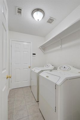 Interior, Washer