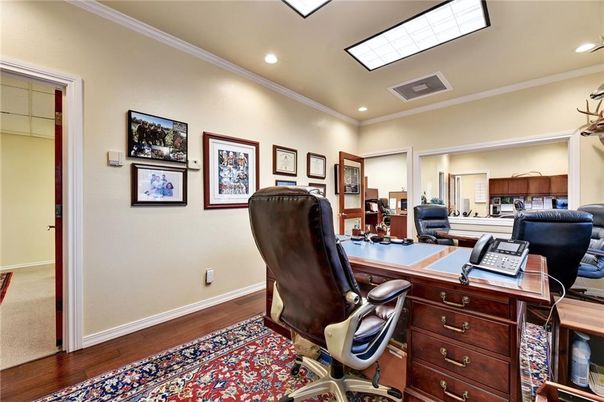 Home Office, Interior, Recessed Lighting, Wood Texture Flooring