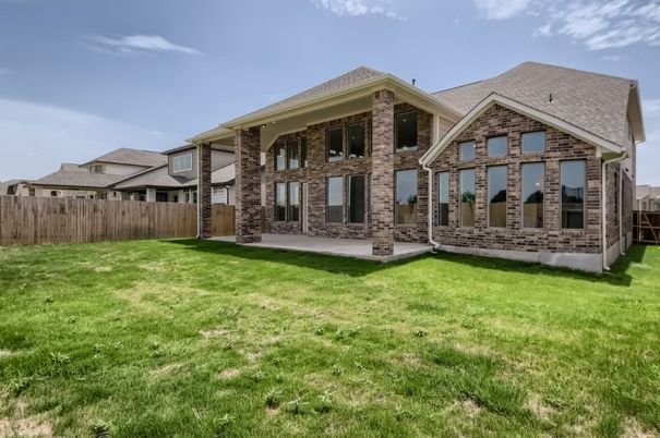 Backyard, Exterior, Facade, Brick Facade, Brick Traditional