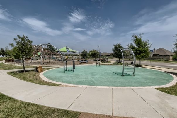 Exterior, Playground, Pool