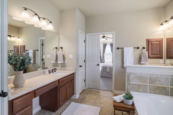 Bathroom, Dual Sink Vanities, Interior