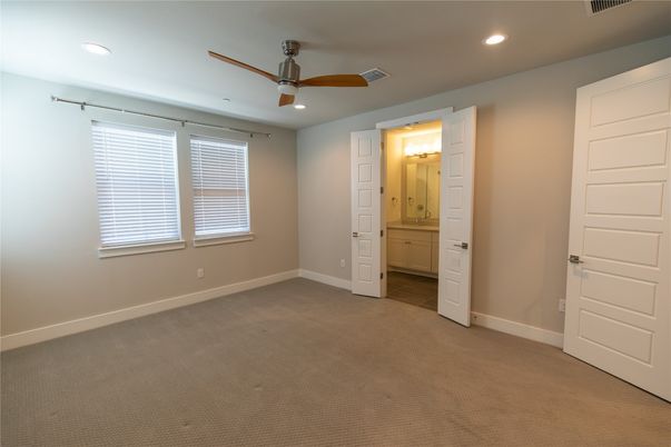 Bathroom, Empty room, Interior, Recessed Lighting