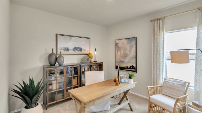 Home Office, Interior
