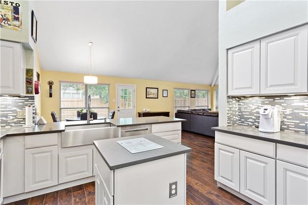 Interior, Kitchen, Pendant Lights, Wood Texture Flooring