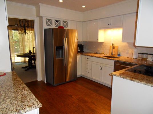 Interior, Kitchen, Recessed Lighting, Wood Texture Flooring