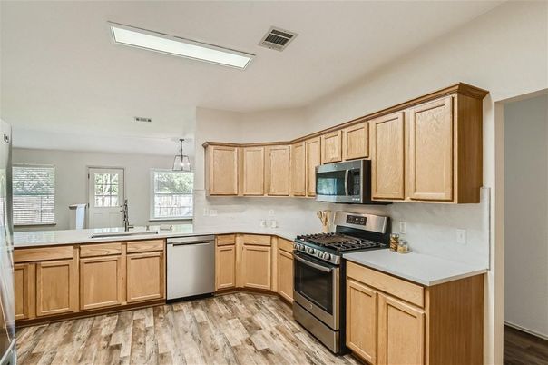 Interior, Kitchen, Pendant Lights, Wood Texture Flooring