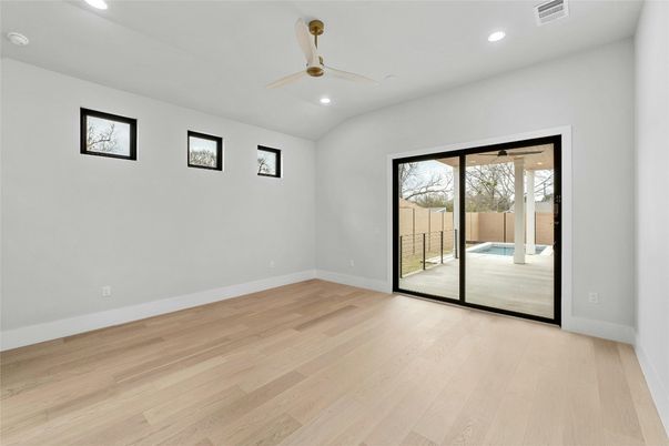 Empty room, Interior, Recessed Lighting, Wood Texture Flooring