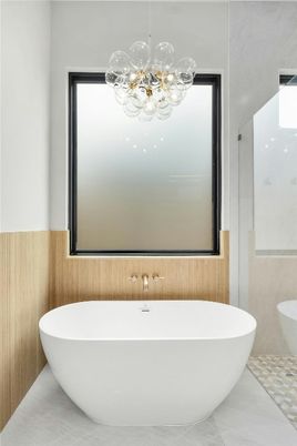 Bathroom, Free Standing Baths, Interior