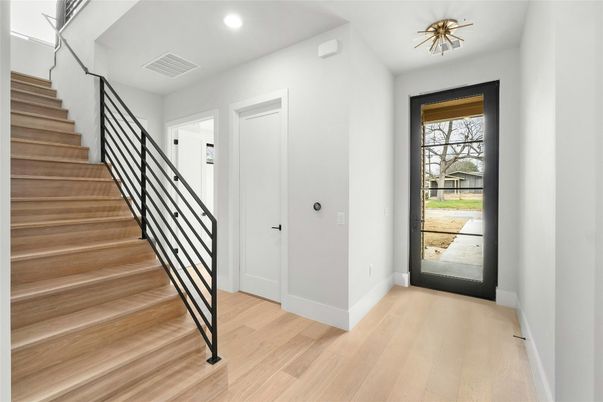 Interior, Recessed Lighting, Wood Texture Flooring