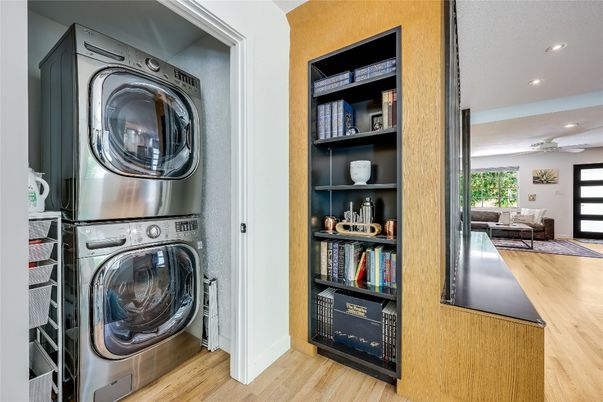 Interior, Recessed Lighting, Utility Closets, Washer, Wood Texture Flooring