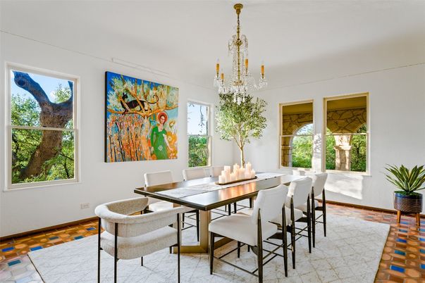 Chandelier, Dining room, Interior