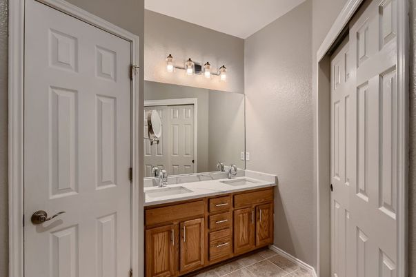 Bathroom, Dual Sink Vanities, Interior
