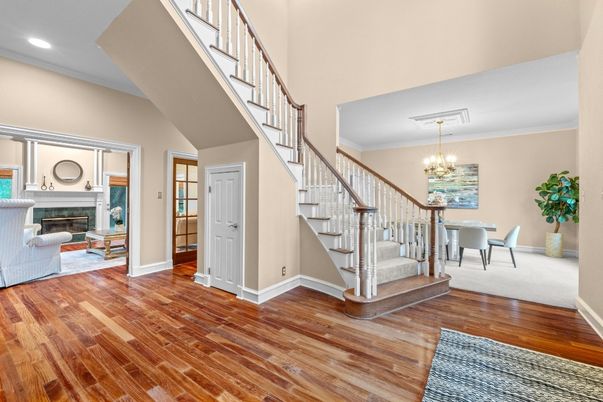 Chandelier, Dining room, Fireplace, Interior, Recessed Lighting, Wood Texture Flooring