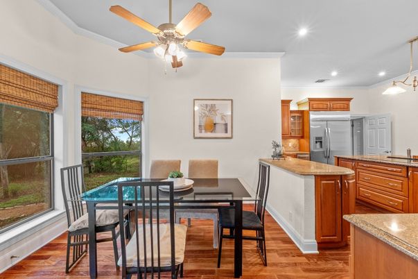 Dining room, Interior, Kitchen, Pendant Lights, Recessed Lighting, Wood Texture Flooring