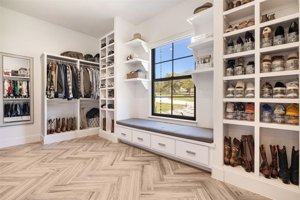 Interior, Walk-in Closets, Wood Texture Flooring
