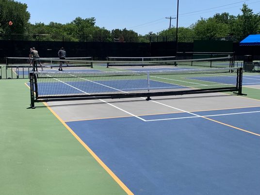 Exterior, Tennis Courts