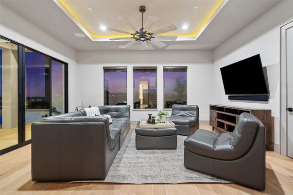 Interior, Living room, Recessed Lighting, Wood Texture Flooring