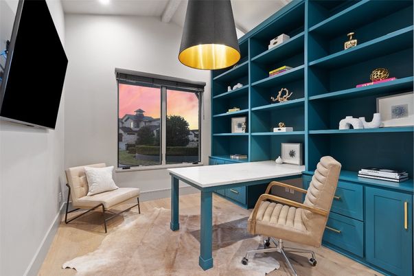 Home Office, Interior, Recessed Lighting, Wood Texture Flooring